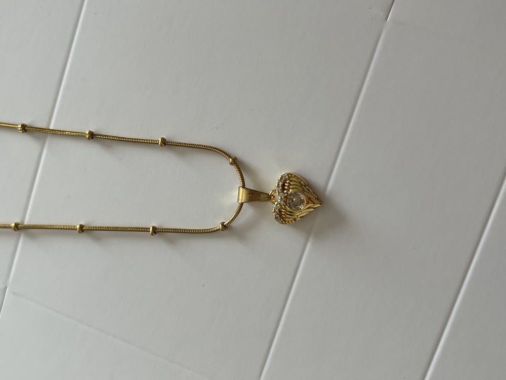 Taş Detaylı Kalp Kolye
