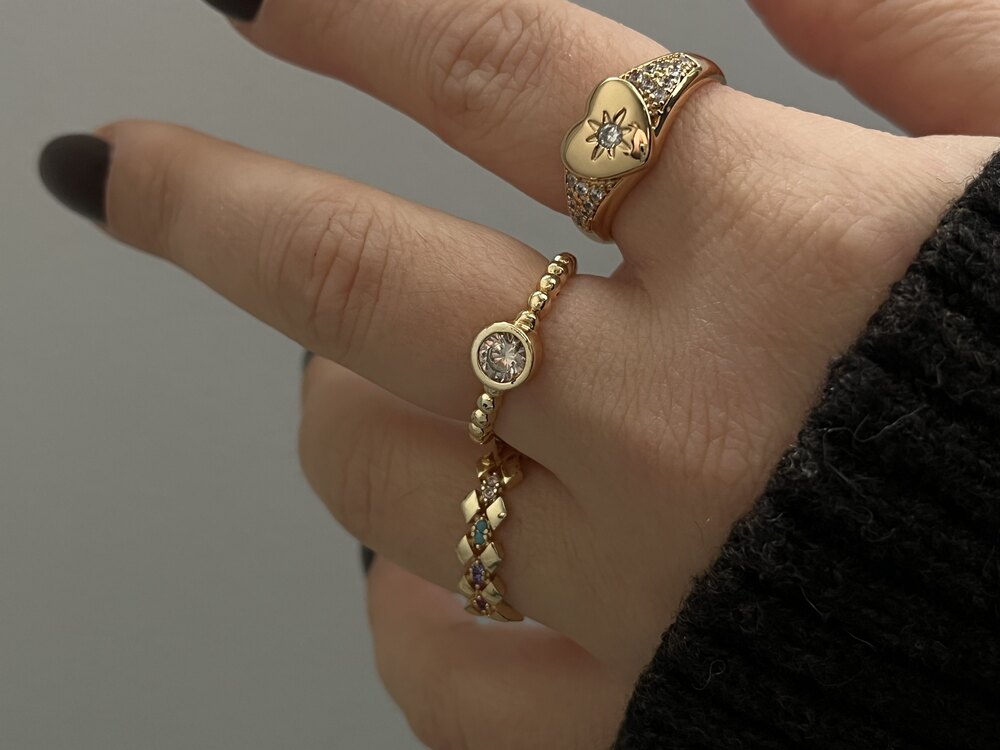 Ayarlanabilir Taşlı Gold Yüzük
