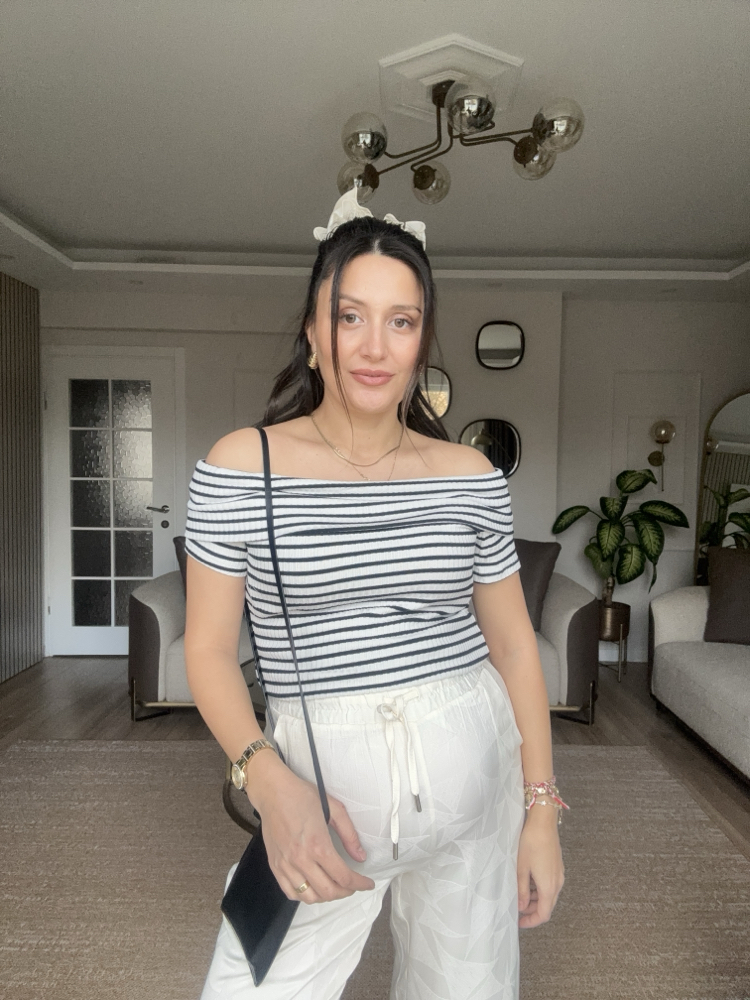 Madonna çizgili bluz 