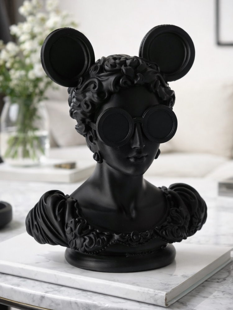 Mickey Mouse Kadın Heykel Biblo