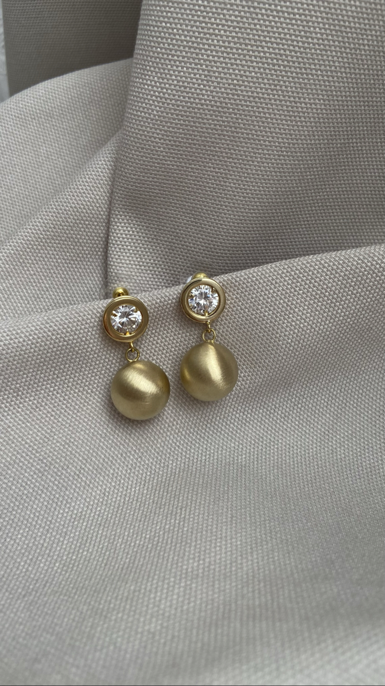 Kristal Detaylı Küpe - Gold