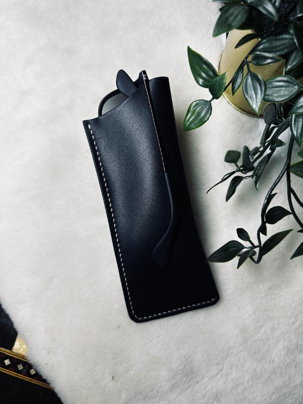 Cushy Sunglesses Case / Siyah Vegetal Leather