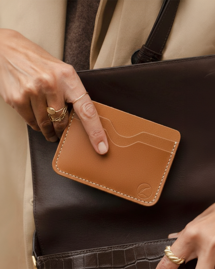 Clove Card Holder / Taba Vegetal Leather 