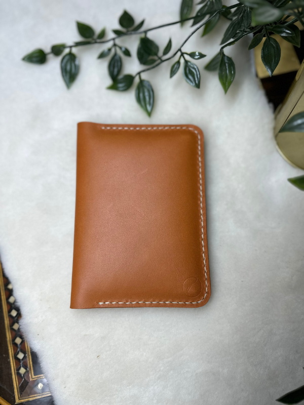 Plethora Pasaport Wallet / Taba Vegetal Leather