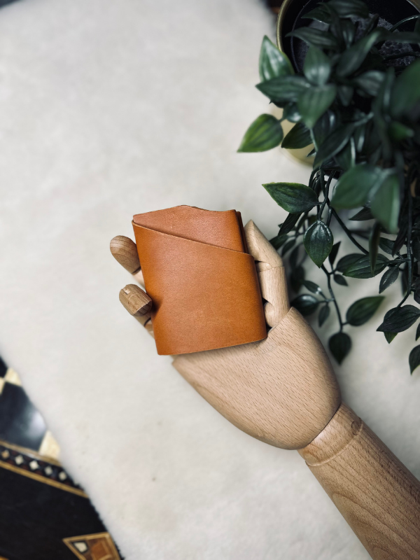 Motley Card Holder / Taba Vegetal Leather
