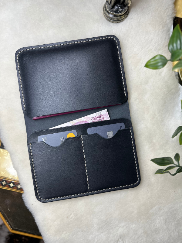 Plethora Pasaport Wallet / Siyah Vegetal Leather