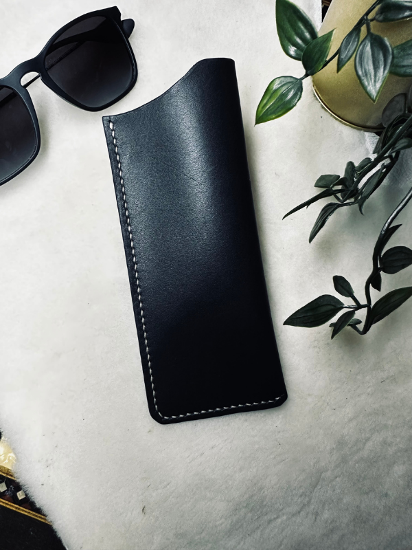 Cushy Sunglesses Case / Siyah Vegetal Leather