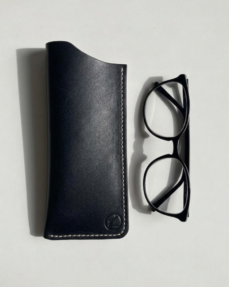 Cushy Sunglesses Case / Siyah Vegetal Leather