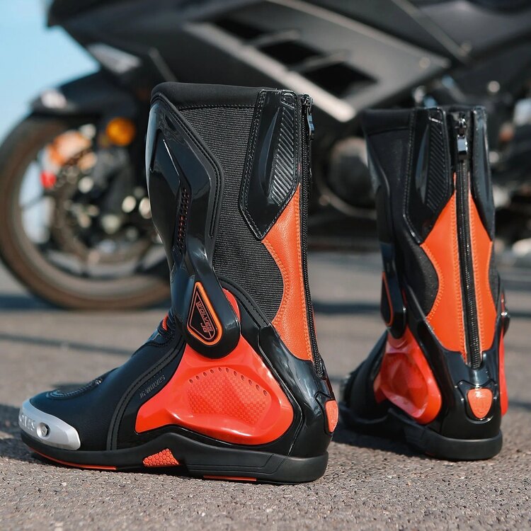 Dainese Torque 3 görünüm uzun kaval korumalı A+ kalite BOT Kırmızı Siyah