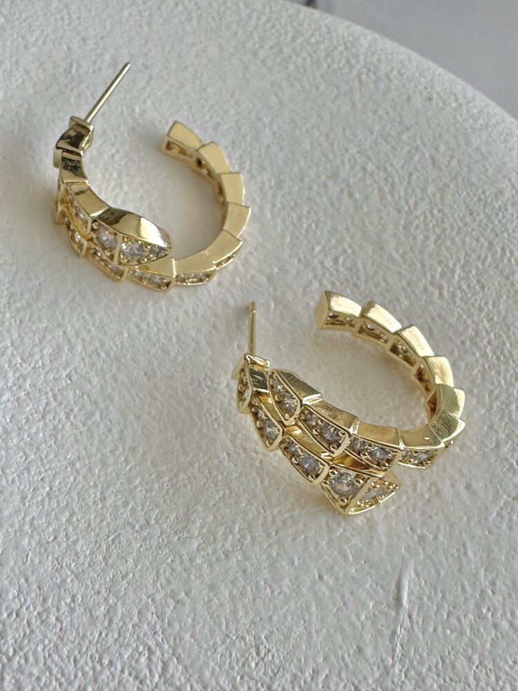 Bvl Taşlı Yılan Gold Küpe 