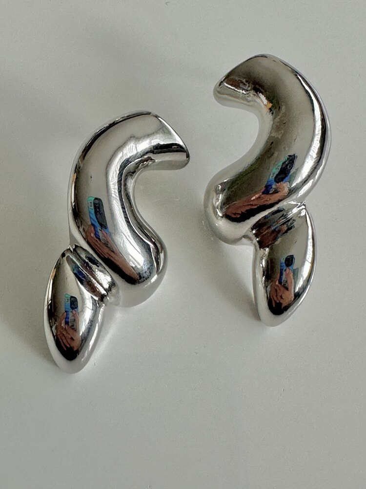 Silver Plaka Spiral Küpe 