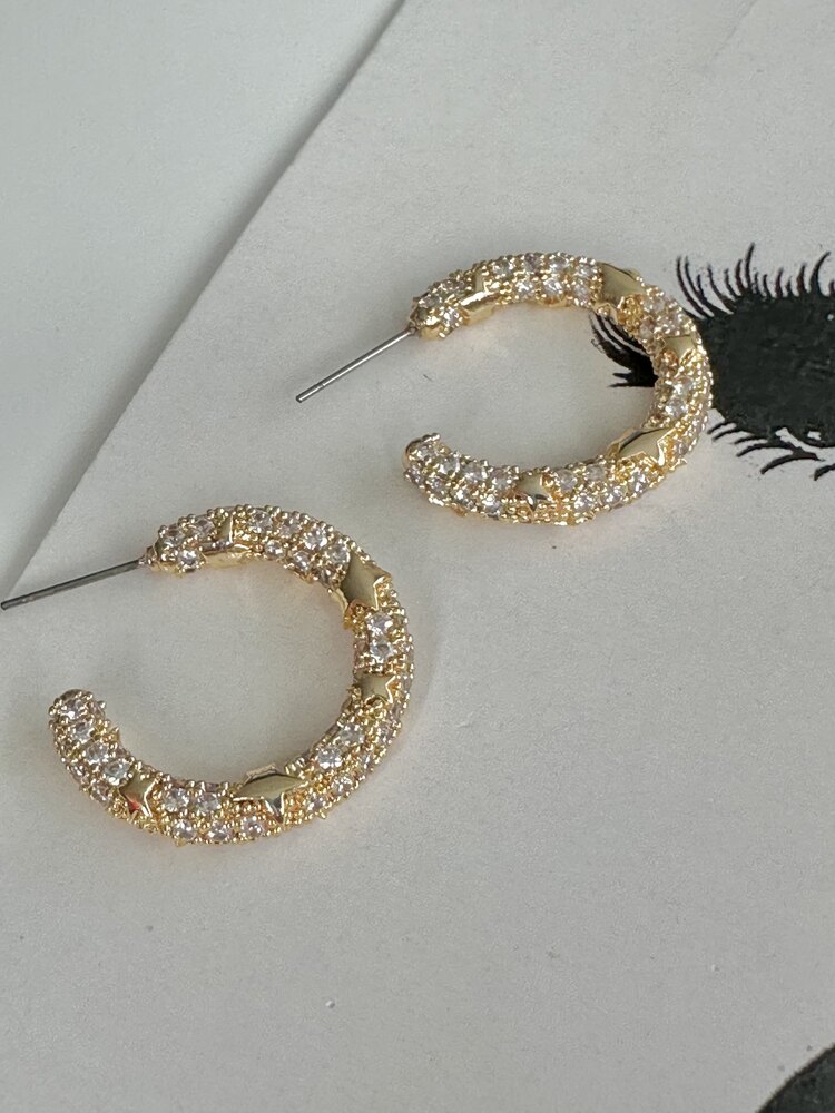 Gold Yıldız Desen Zirkon Taşlı Küpe 