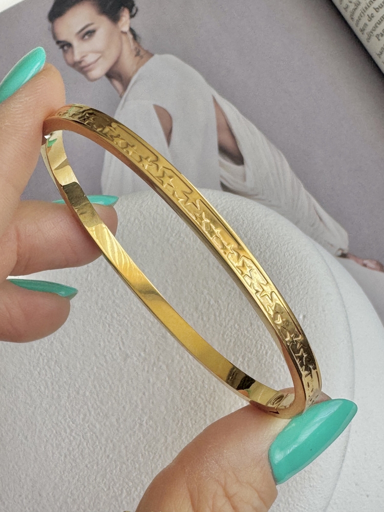 Gold Çelik Yıldız Desen Kelepçe Bileklik 