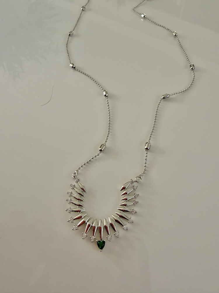 Crown Kolye (Gümüş Renk)