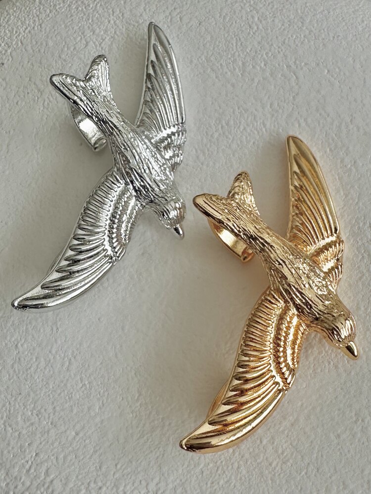 Flying Bird Gold Kıkırdak Küpe 