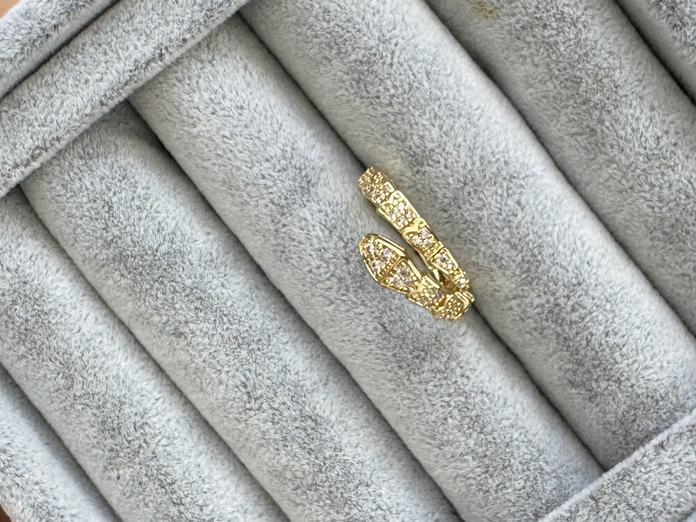 Tek Sıra Full Zirkon Gold Yılan Yüzük 