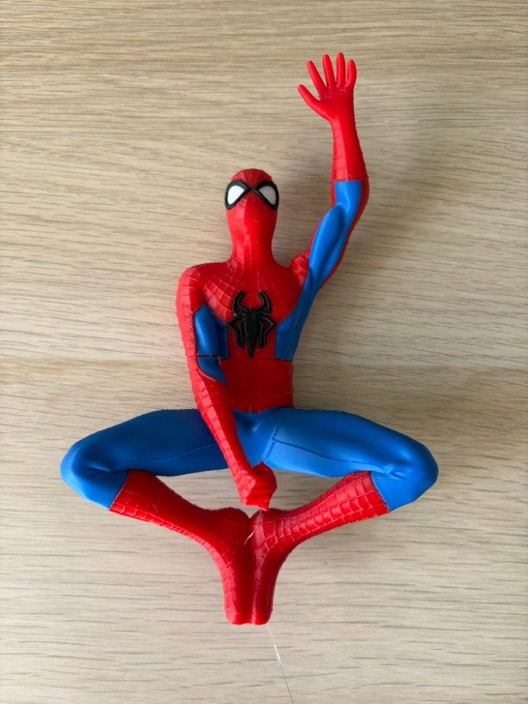 3D Baskı Süper Kahraman Asılı kalan Duvar Dekoru – El Yapımı Masa & Oda Aksesuarı