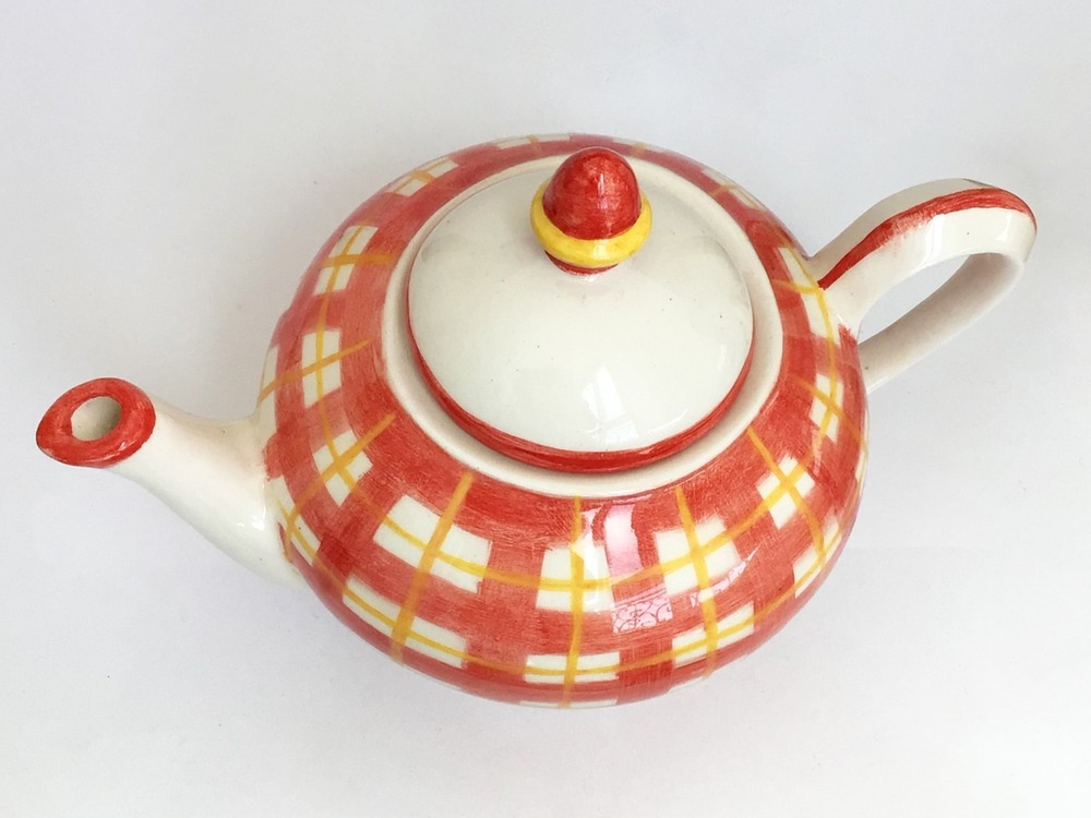 Red Plaids Demlik