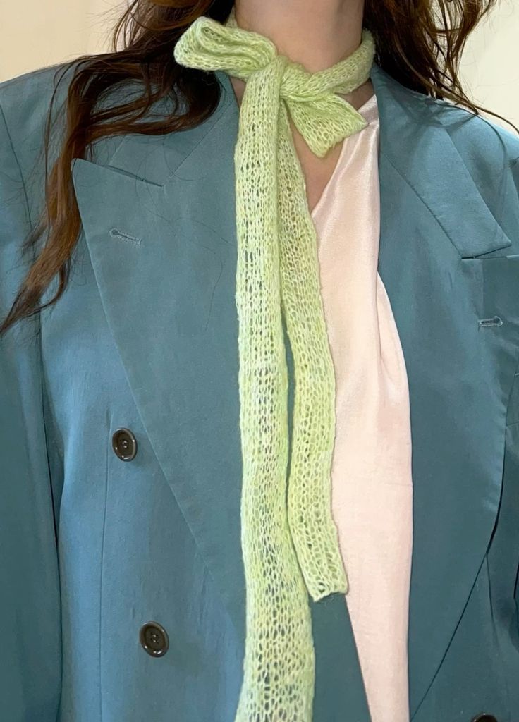 Skinny scarfs