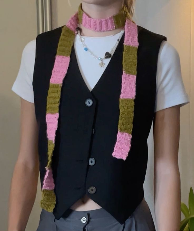 Skinny scarfs