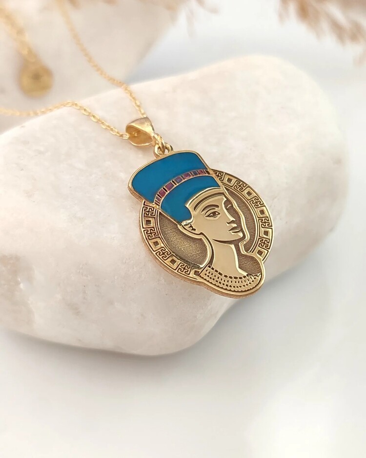 Nefertiti
