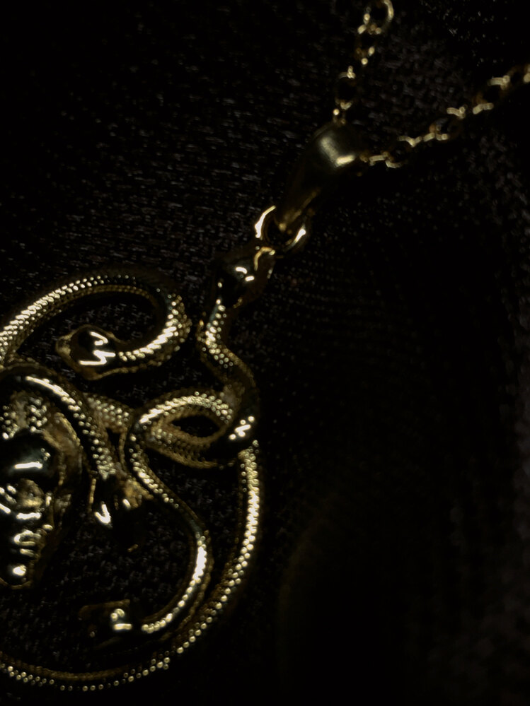 Medusa Kolye