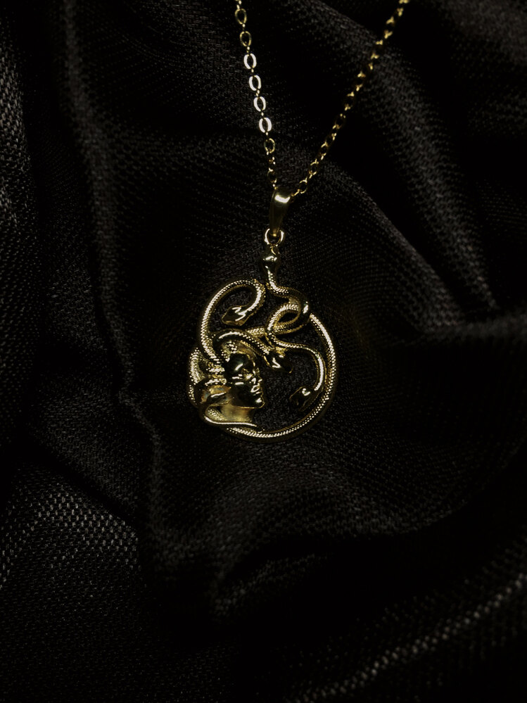 Medusa Kolye