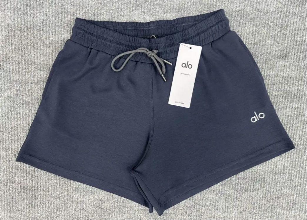A.Yoga Accolade Short