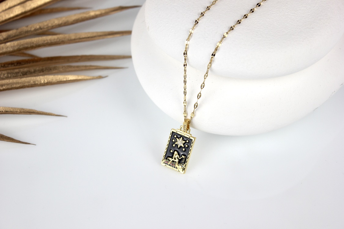 Mermaid St Necklace
