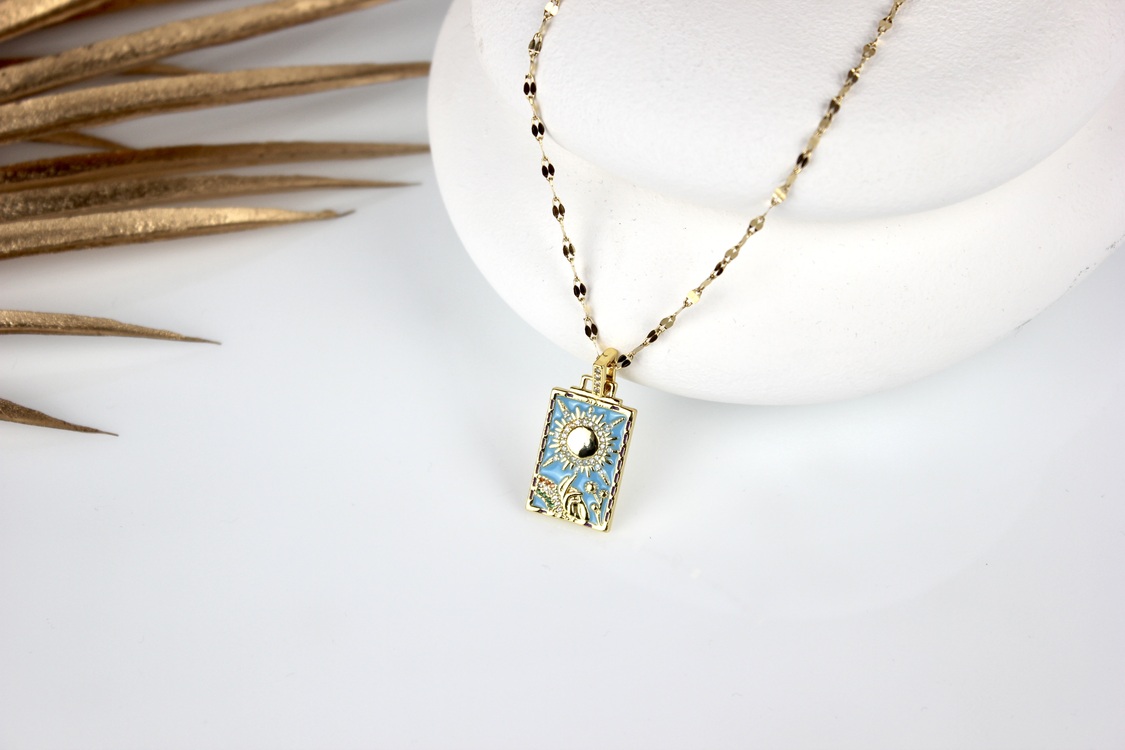 Mitoloji St Necklace