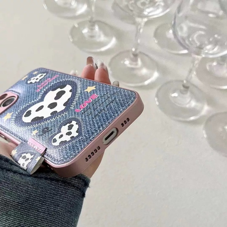 Kovboy Desenli İnek Figürlü Kalpli iPhone 14 PM için