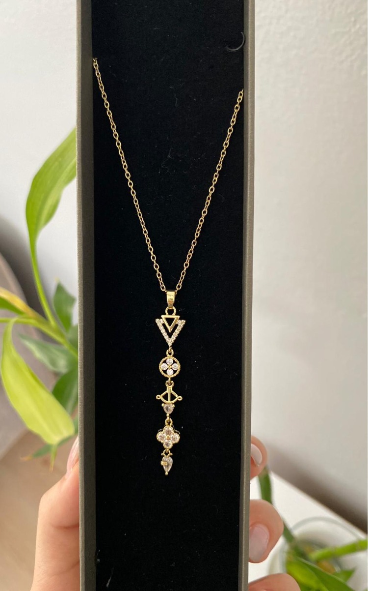 Lunière Triangle Charm Y Kolye