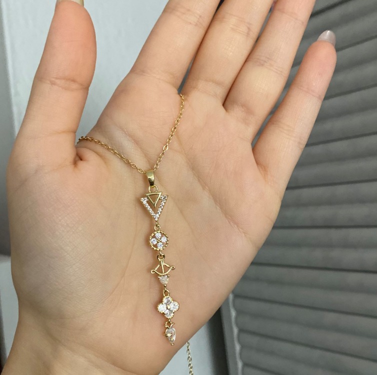 Lunière Triangle Charm Y Kolye