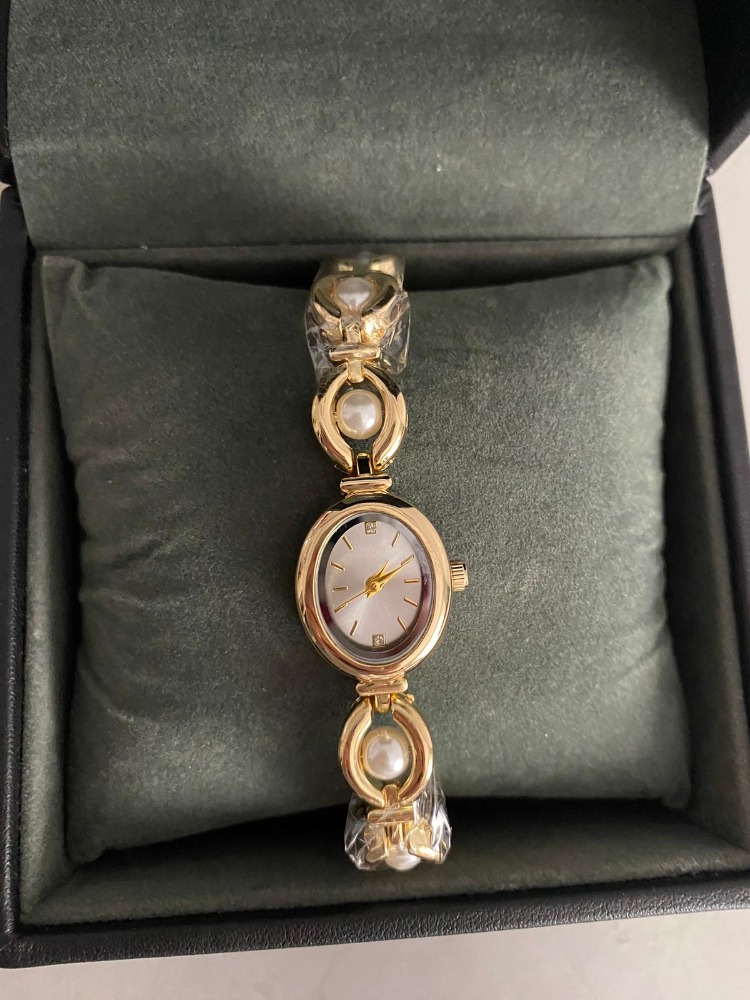 Aurevia Pearl Recta – Gold