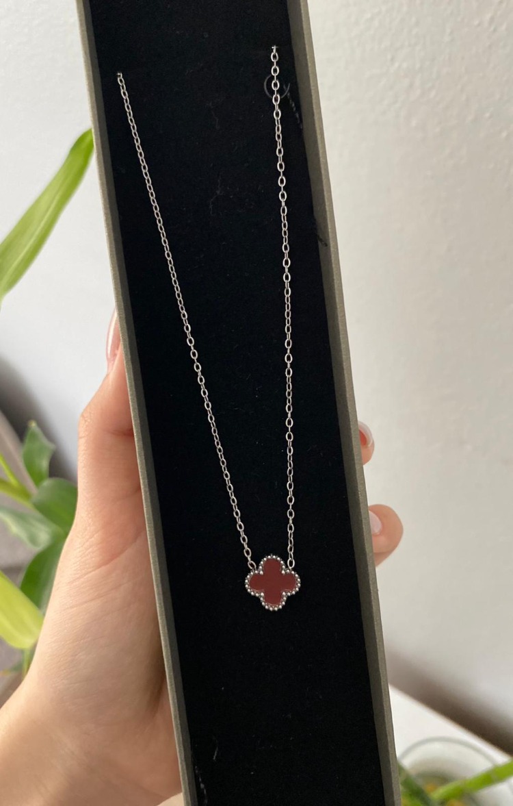 Lunière Clover Charm Kolye