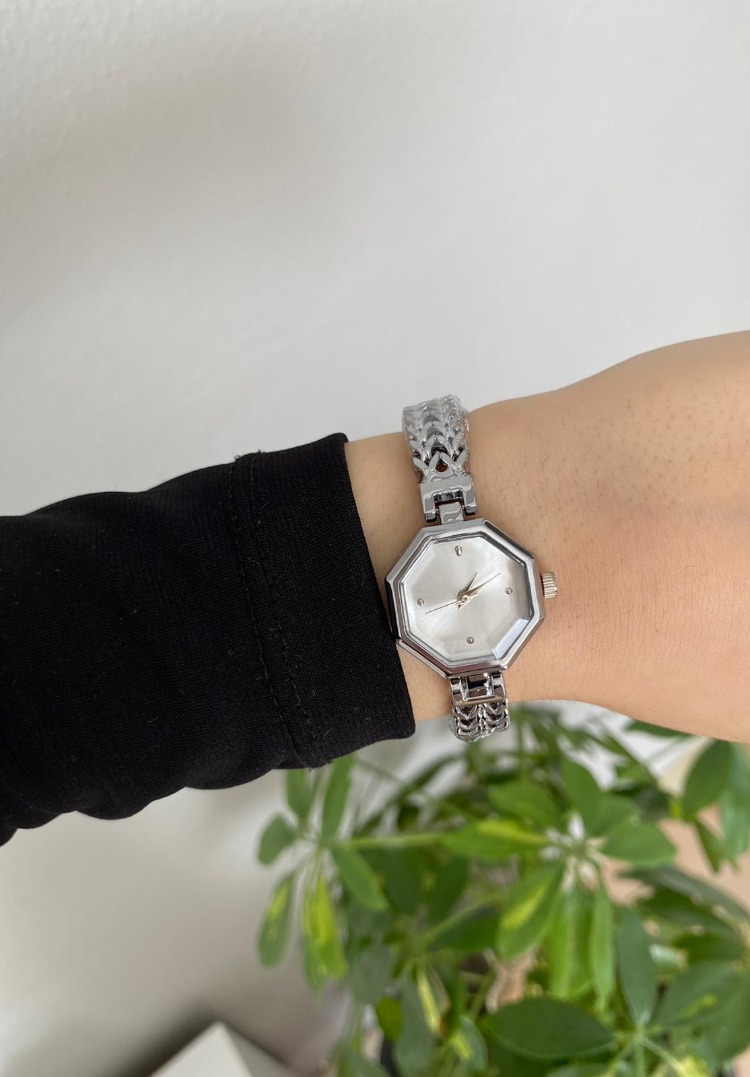 Éloria Octa Silver – Çelik Quartz Kadın Saat