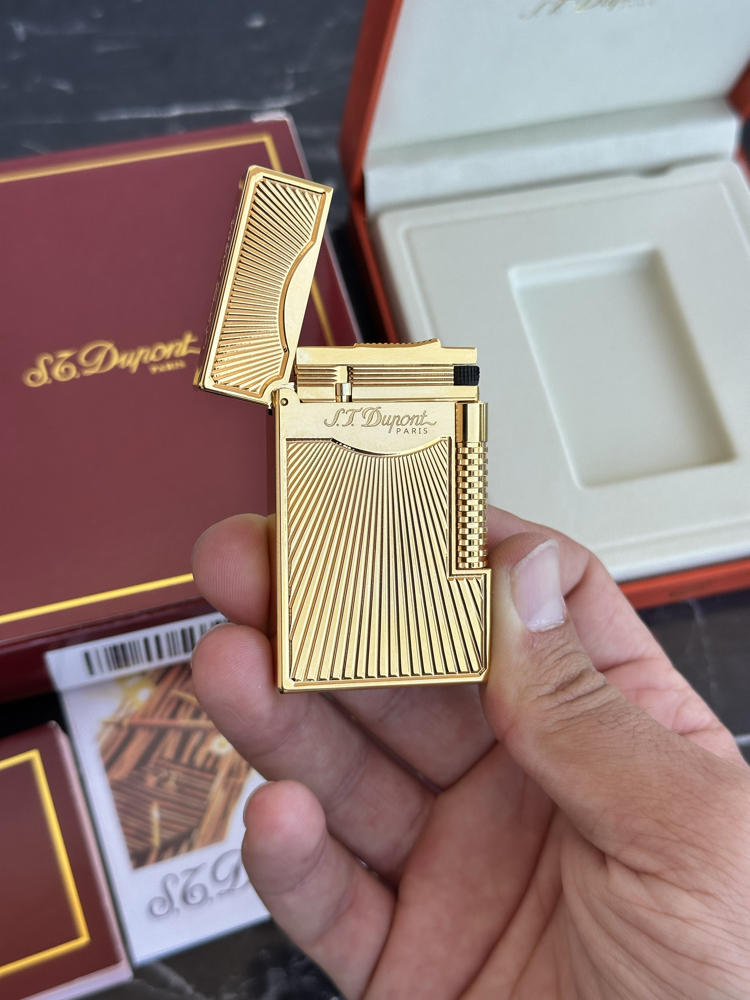 S.T. Dupont Ligne 2 Gold