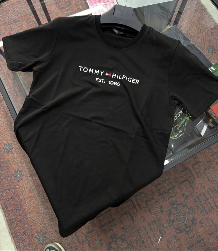 TOMMY T SHIRT