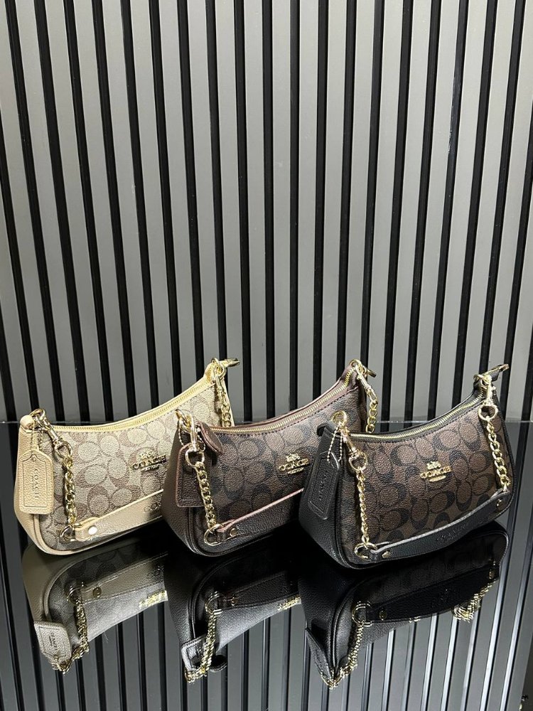 Coach Teri Shoulder bag