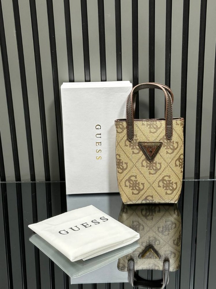 GUESS TELEFON ÇANTASI