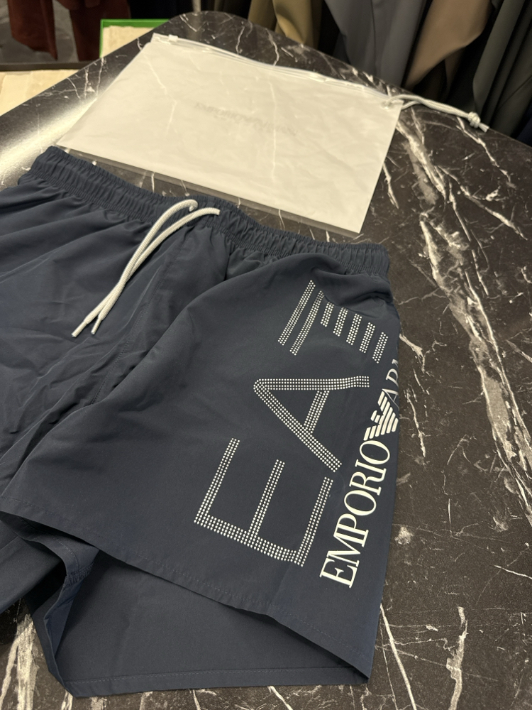 Emporio Armanı Deniz Şortu