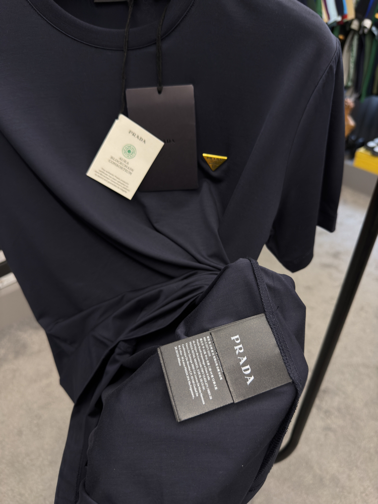 İthal Prada Gold Logo T-shirt Kırışmayan Kumaş (9426-Lacivert)