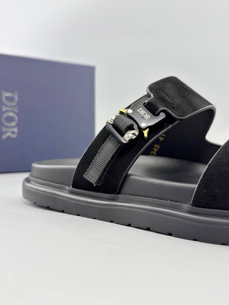Dior Terlik Siyah ( İTHAL ÜRÜN)