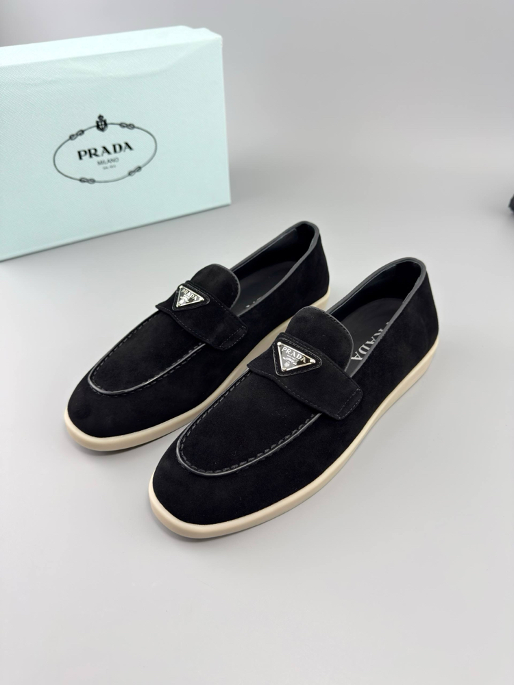 Prada Siyah Süet Loafer (İTHAL ÜRÜN)
