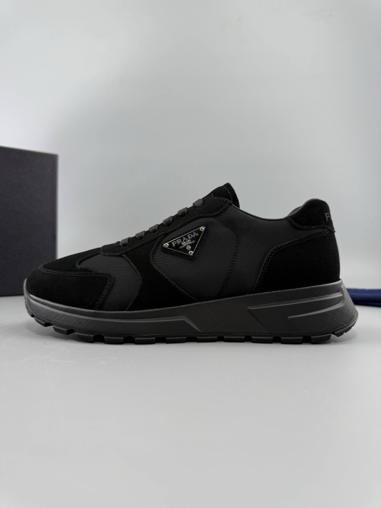 Prada Siyah Sneakers (İTHAL ÜRÜN)