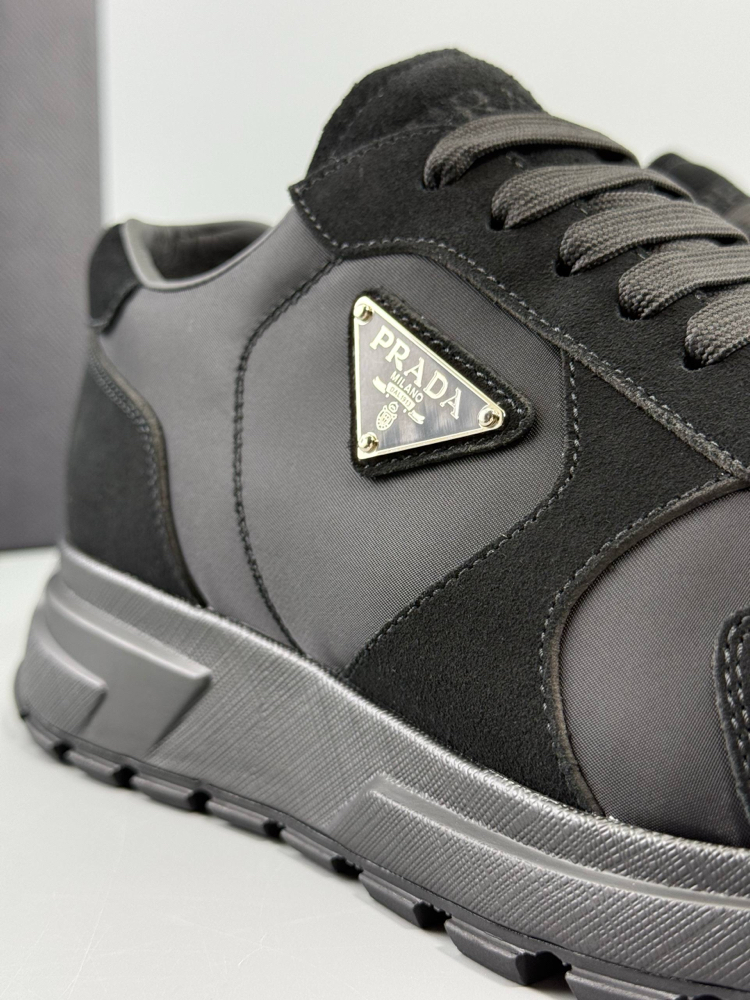 Prada Siyah Sneakers (İTHAL ÜRÜN)