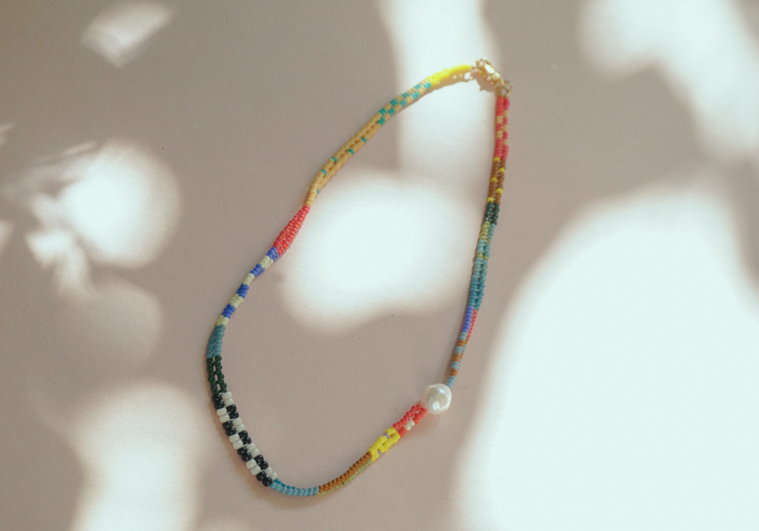 El Yapımı Boho Chic Boncuk Kolye — Çok Renkli, İncili