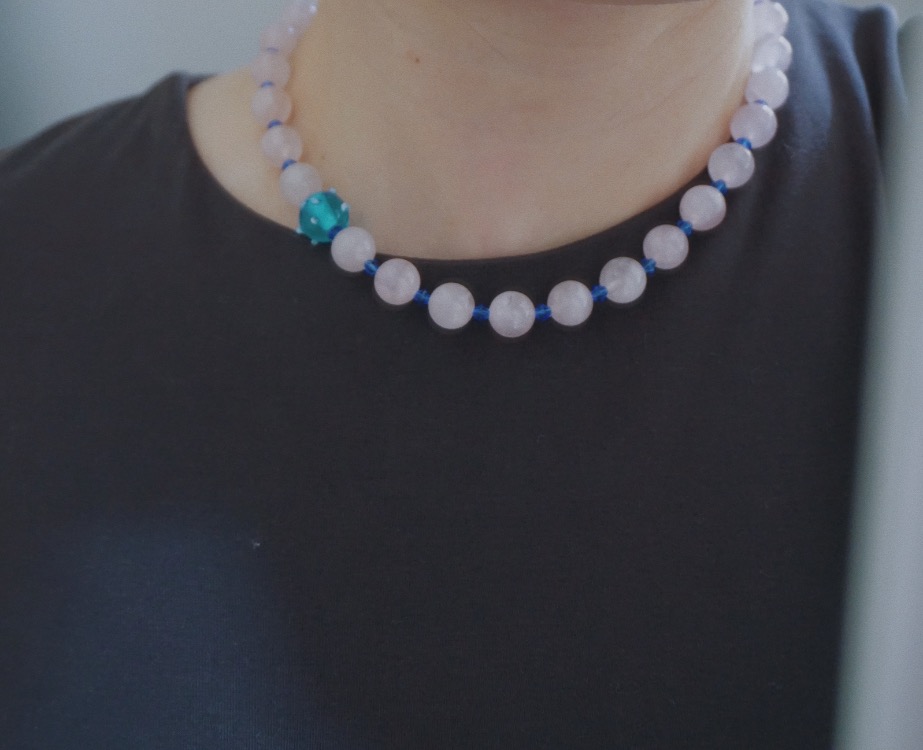 Doğal Taş Kolye / Pembe Kuvars ve Mavi Kristal
