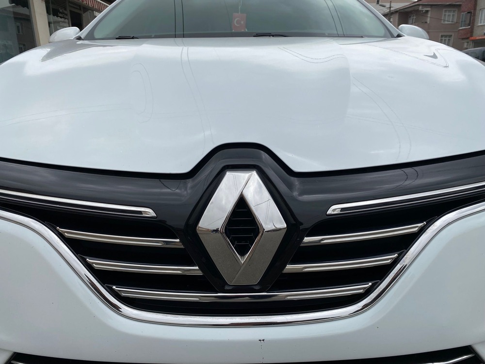 MEGANE 4 2016 - 2020 FAZ 1 ÖN PANJUR KROM 5 PARÇA A+ KALİTE PASLANMAZ ÇELİK
