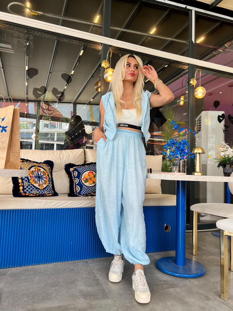 Blue Aura Takım 